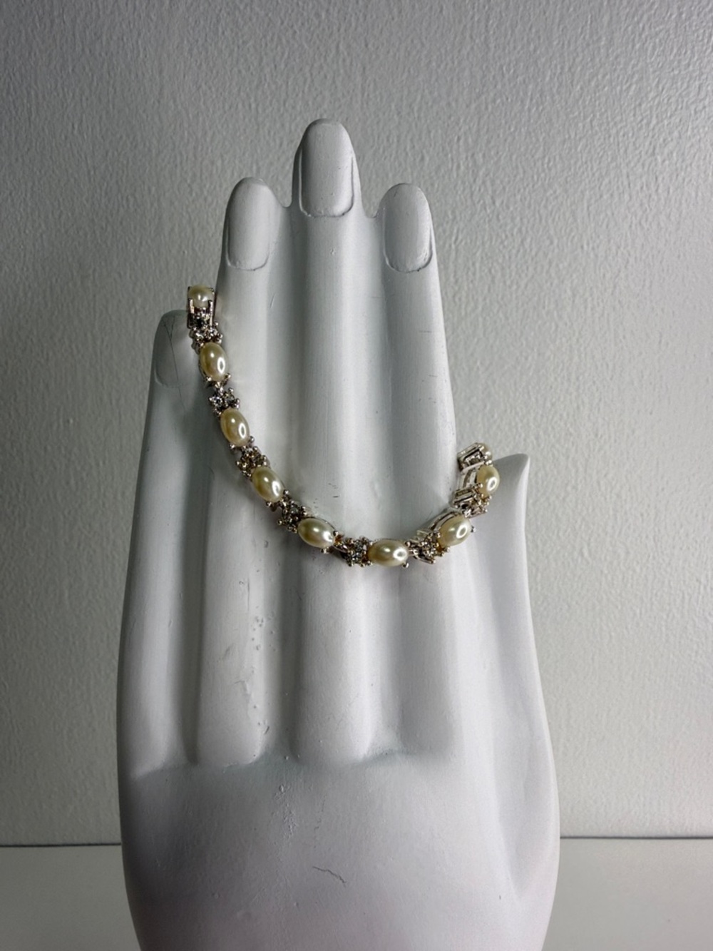 Avon Pearl and Crystal Tennis Bracelet - Ivory and Silver tone